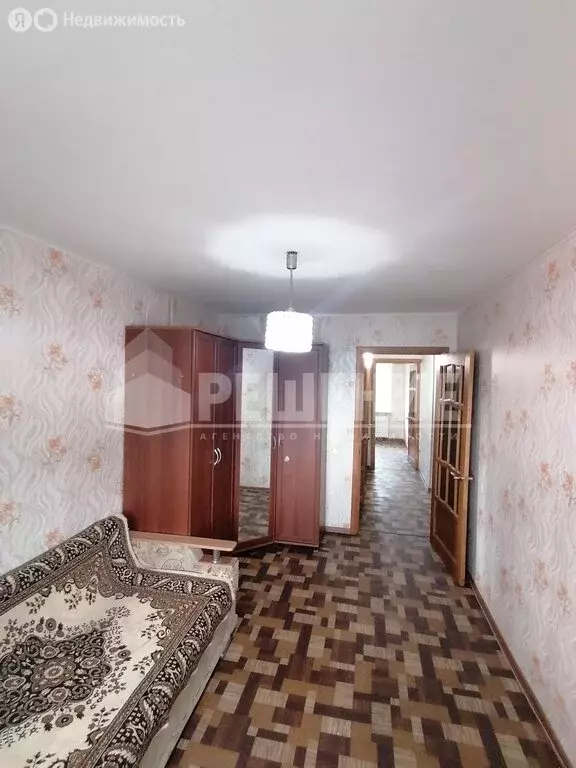 3-комнатная квартира: Стерлитамак, улица Артёма, 23 (68 м) - Фото 1