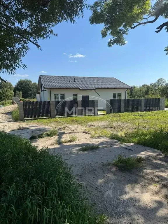 Дом в Калининградская область, Гурьевский муниципальный округ, пос. ... - Фото 1