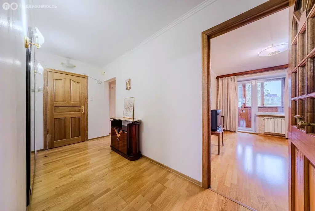 3-комнатная квартира: Санкт-Петербург, проспект Пятилеток, 6 (71 м) - Фото 1