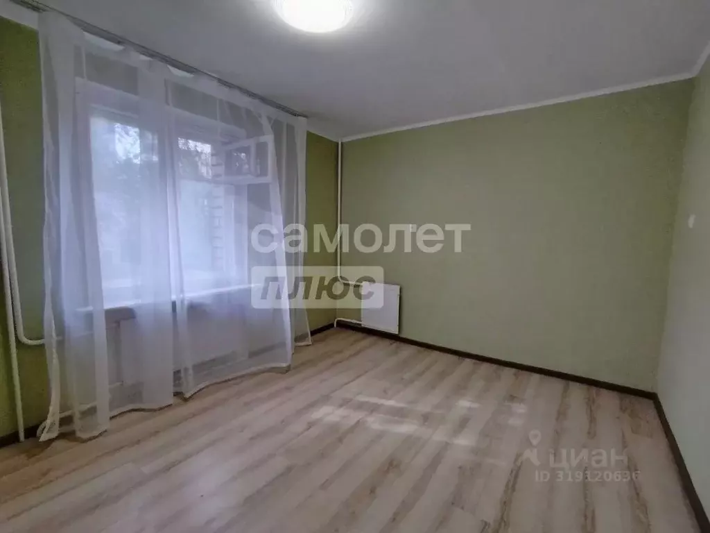 1-к кв. Новгородская область, Великий Новгород Нехинская ул., 30/32 ... - Фото 0