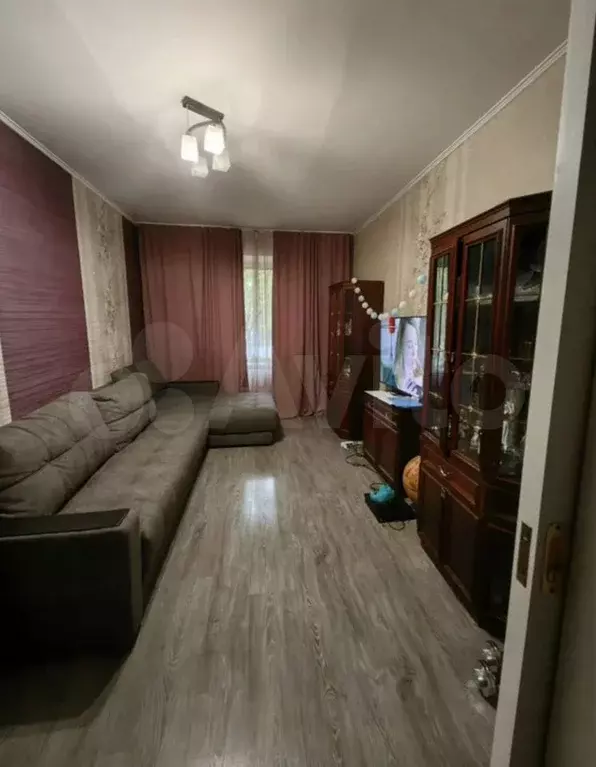 3-к. квартира, 55 м, 1/5 эт. - Фото 0