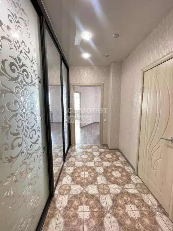 1-к кв. Омская область, Омск ул. Богдана Хмельницкого, 42к1 (43.9 м) - Фото 2