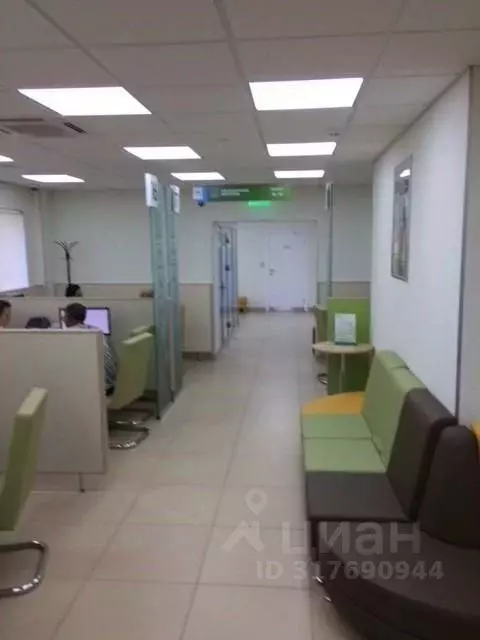 Помещение свободного назначения в Ставропольский край, Изобильный ... - Фото 1