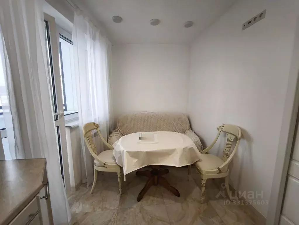 1-к кв. Москва просп. 60-летия Октября, 17 (50.0 м) - Фото 2