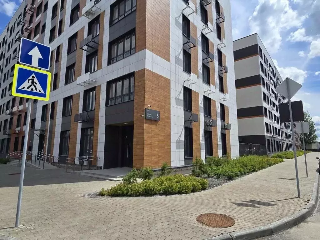 Помещение свободного назначения в Башкортостан, Уфа ул. Даяна Мурзина, ... - Фото 2