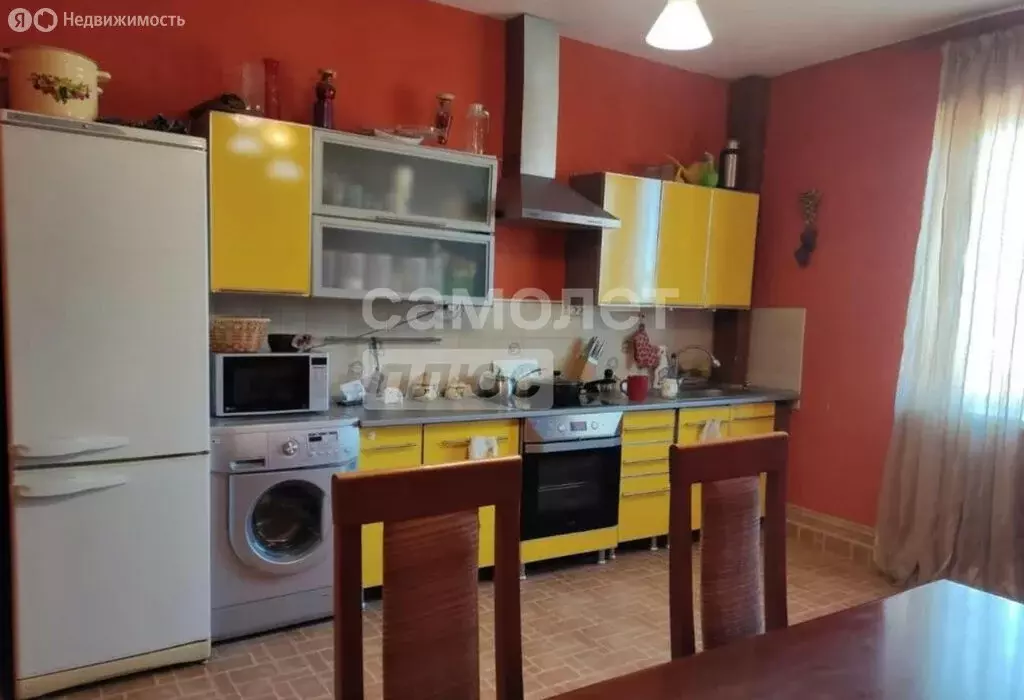 2-комнатная квартира: Краснодар, Есаульская улица, 72 (50 м) - Фото 0