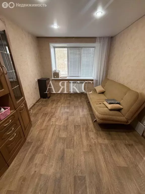 3-комнатная квартира: Ишимбай, улица Чкалова, 5 (51.5 м) - Фото 1