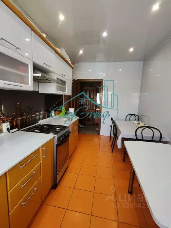 Дом в Оренбургская область, Орск пос. Первомайский, ул. Новоорская, 30 ... - Фото 2