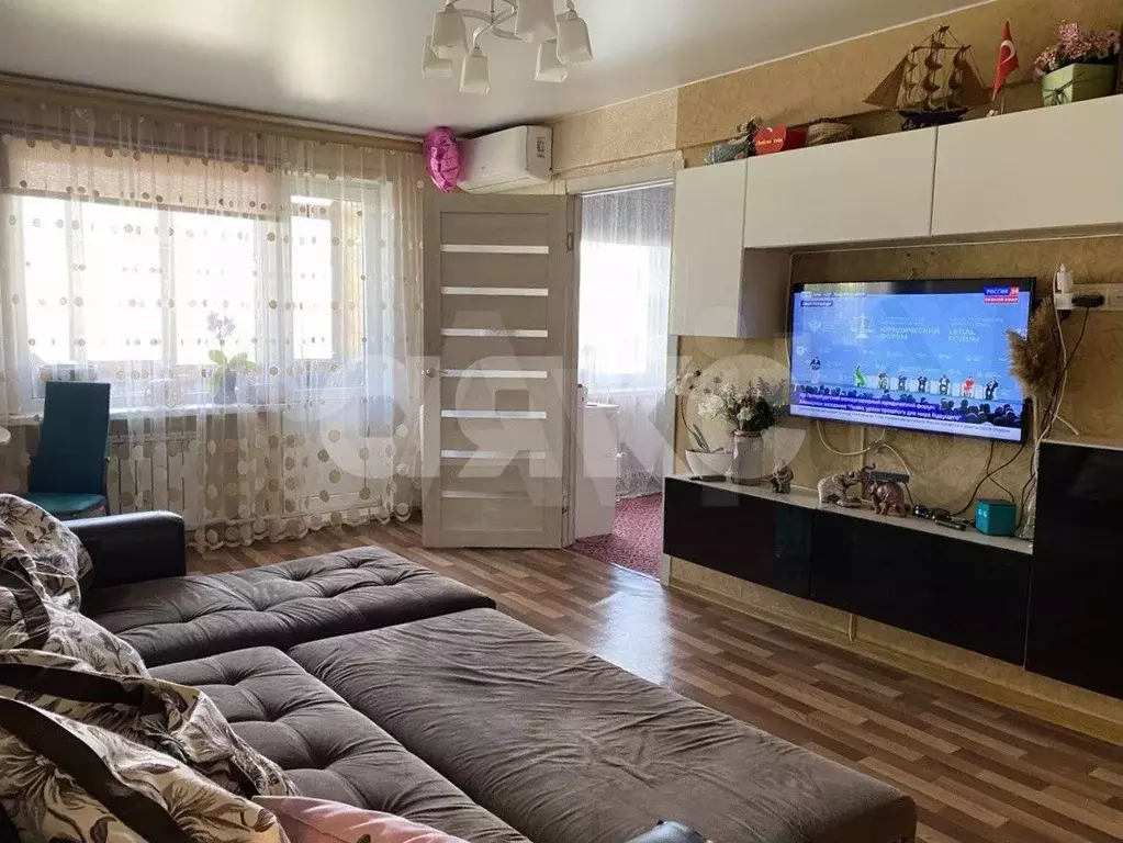 3-к. квартира, 59,9 м, 4/4 эт. - Фото 0