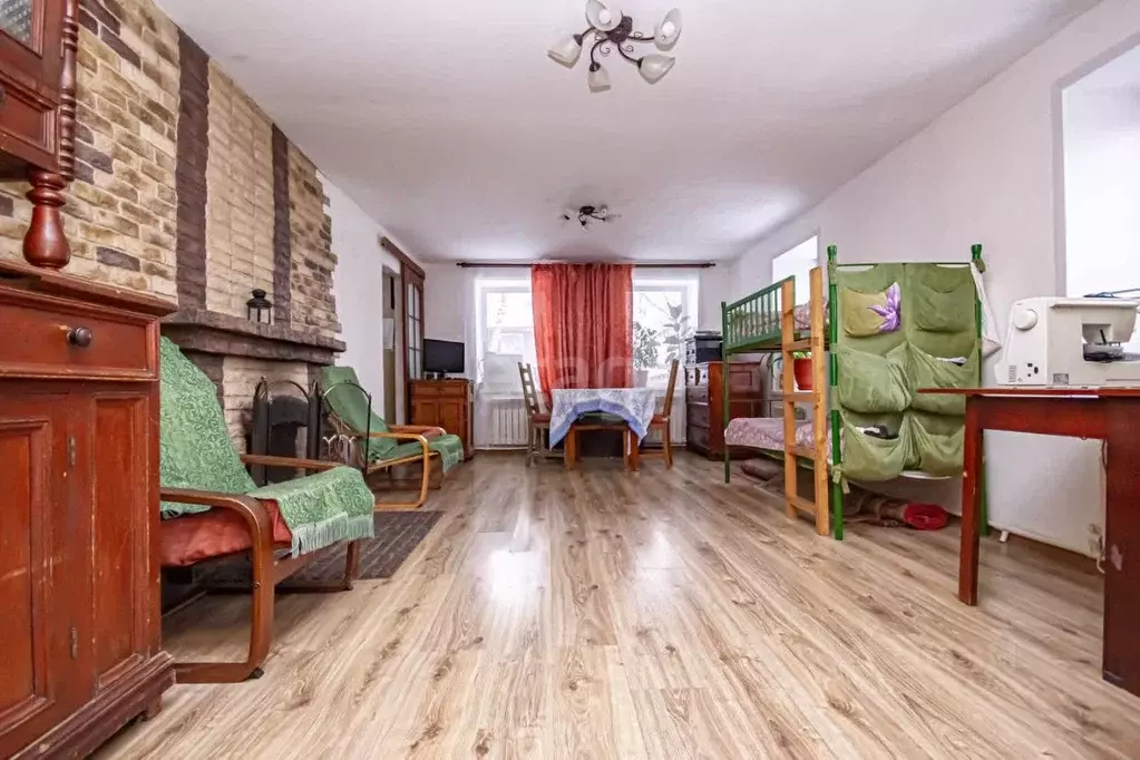 Дом в Новосибирская область, Новосибирск Физкультурная ул., 83 (130 м) - Фото 0