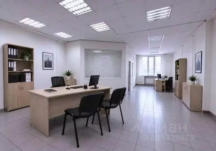 Помещение свободного назначения в Иркутская область, Иркутск ул. ... - Фото 1