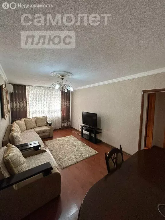 3-комнатная квартира: Грозный, улица Сайханова, 68 (61 м) - Фото 1