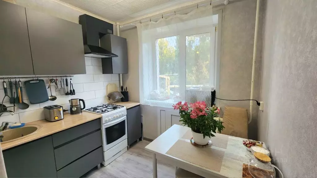 2-к кв. Саратовская область, Саратов ш. Ново-Астраханское, 59а (42.0 ... - Фото 0