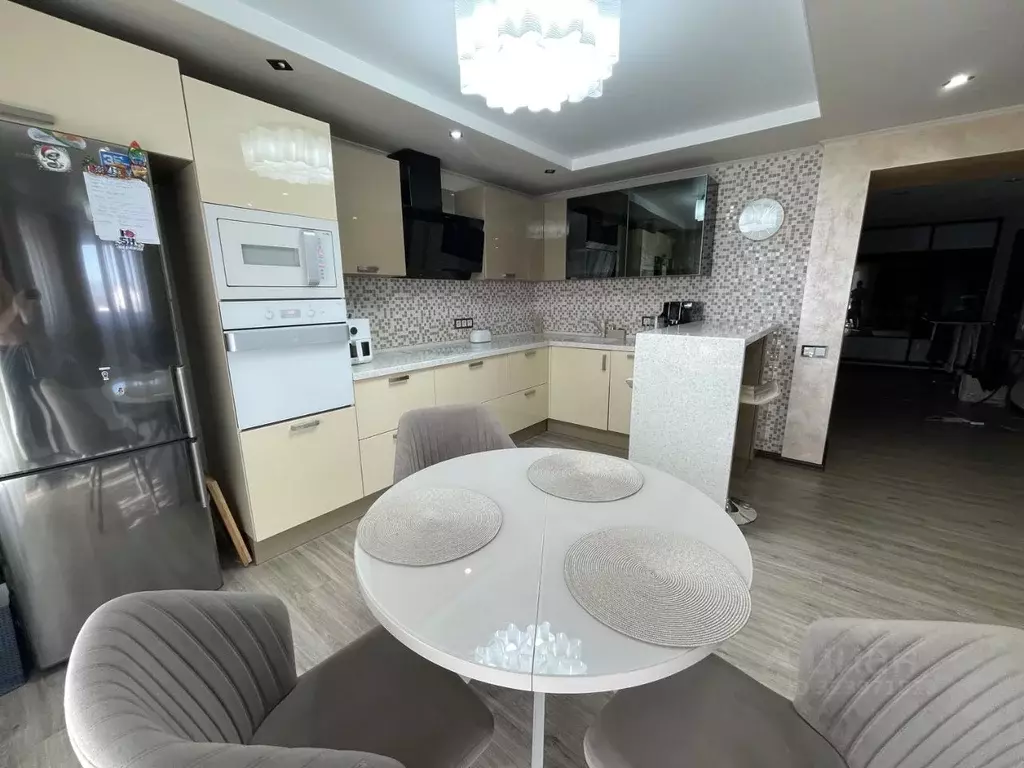 3-к кв. Амурская область, Благовещенск Игнатьевское ш., 14/10 (88.2 м) - Фото 2