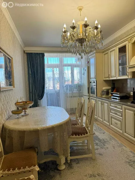 2-комнатная квартира: Махачкала, Гапцахская улица, 8 (110 м) - Фото 1