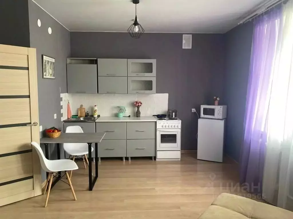 1-к кв. Тюменская область, Ишим ул. Чкалова, 20 (30.0 м) - Фото 0