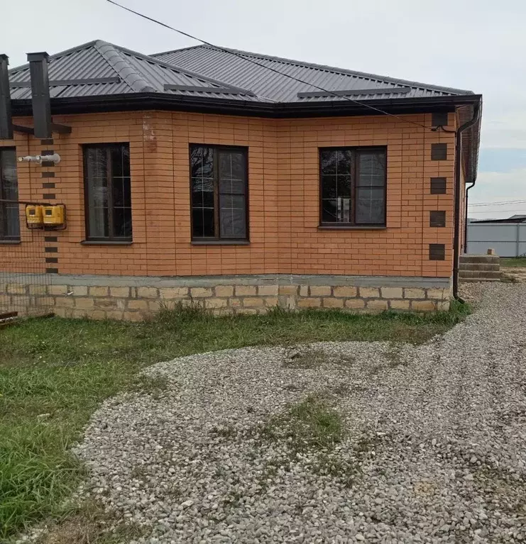 Коттедж в Ставропольский край, Михайловск Шпаковский район, ул. Ишкова ... - Фото 1