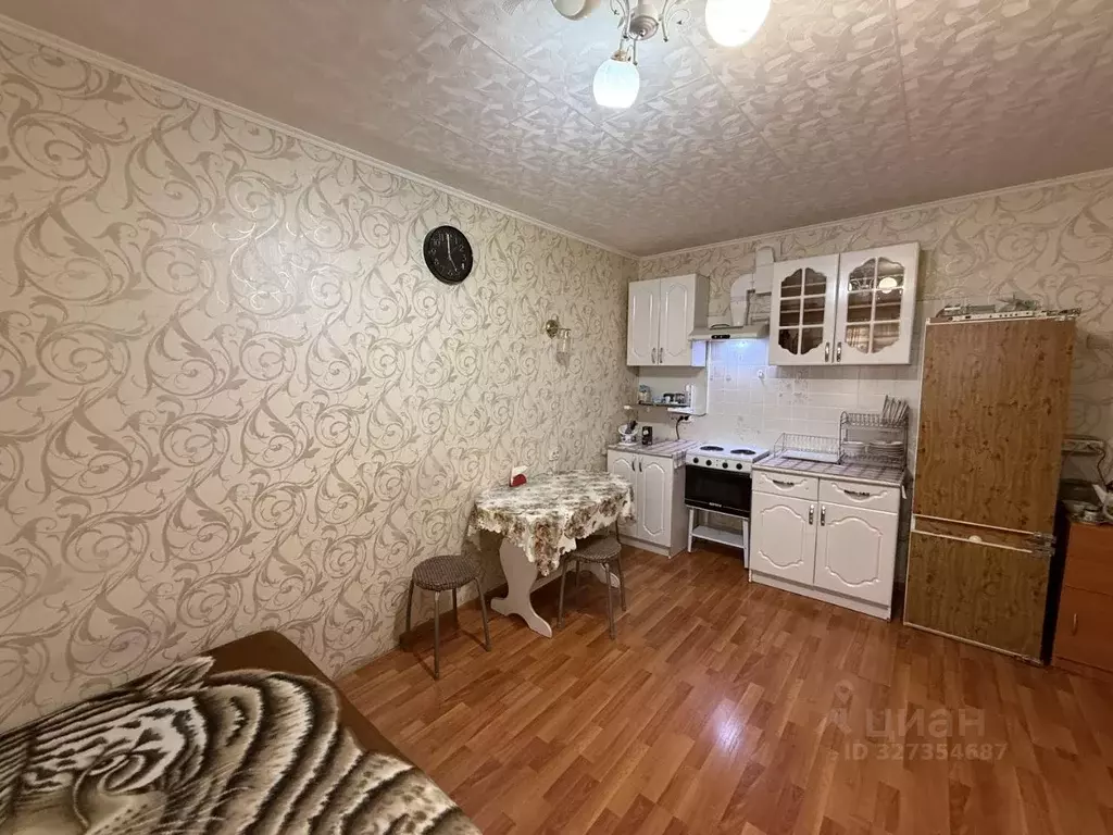 2-к кв. Самарская область, Тольятти ул. Победы, 5 (31.0 м) - Фото 2