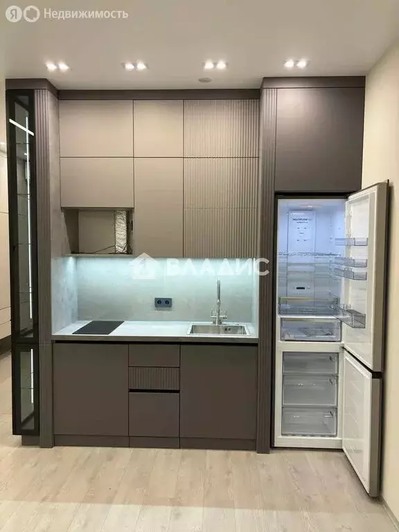 Квартира-студия: Москва, Аминьевское шоссе, 6 (38 м) - Фото 1