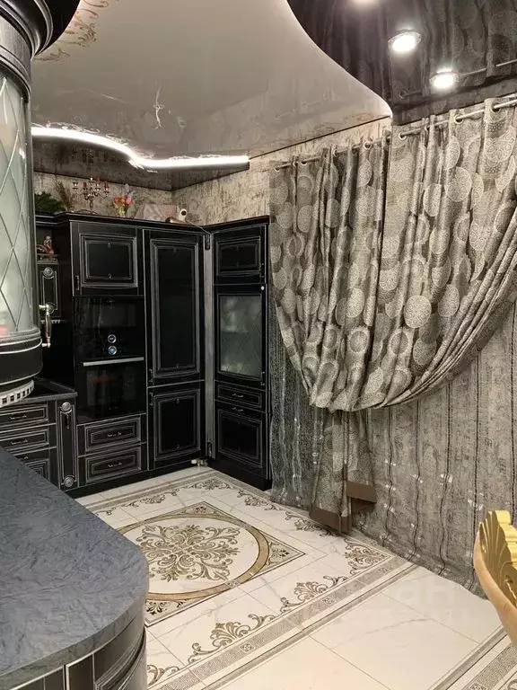 2-к кв. Ямало-Ненецкий АО, Губкинский 14-й мкр, 37 (60.0 м) - Фото 1