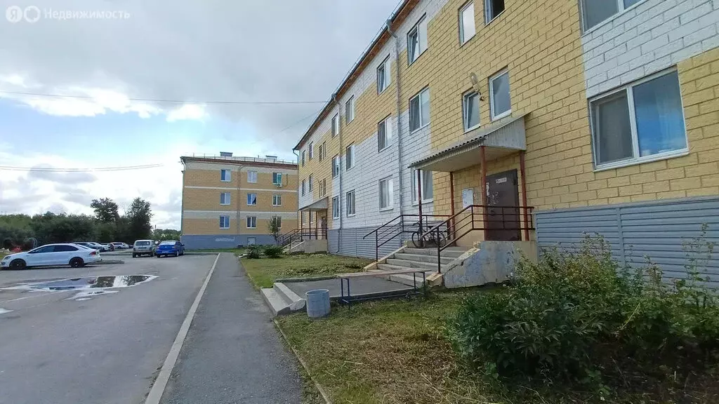 3-комнатная квартира: Сухой Лог, Сухоложская улица, 4 (74 м) - Фото 0