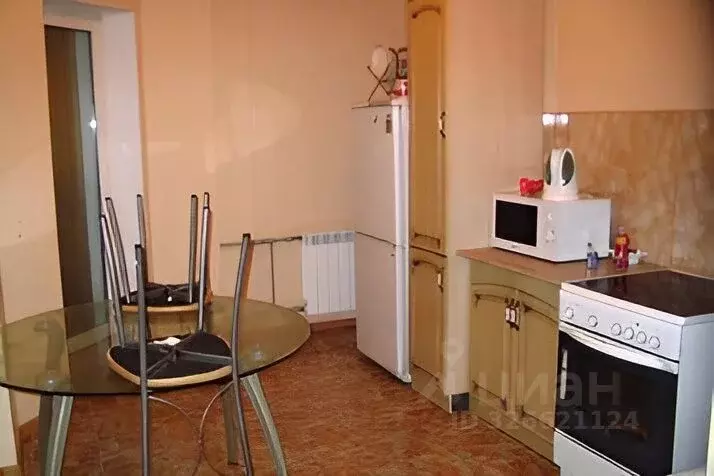 2-к кв. Курская область, Курск Почтовая ул., 12 (10.0 м) - Фото 1