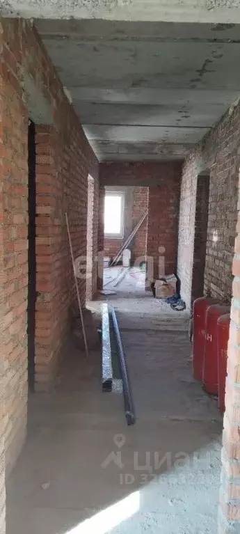 3-к кв. Северная Осетия, Владикавказ ул. Зураба Магкаева, 83к6 (97.0 ... - Фото 2