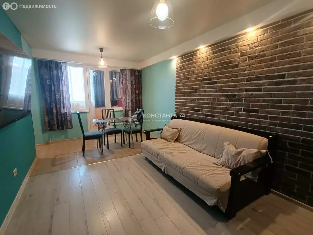 3-комнатная квартира: Челябинск, проспект Победы, 360 (63.2 м) - Фото 0