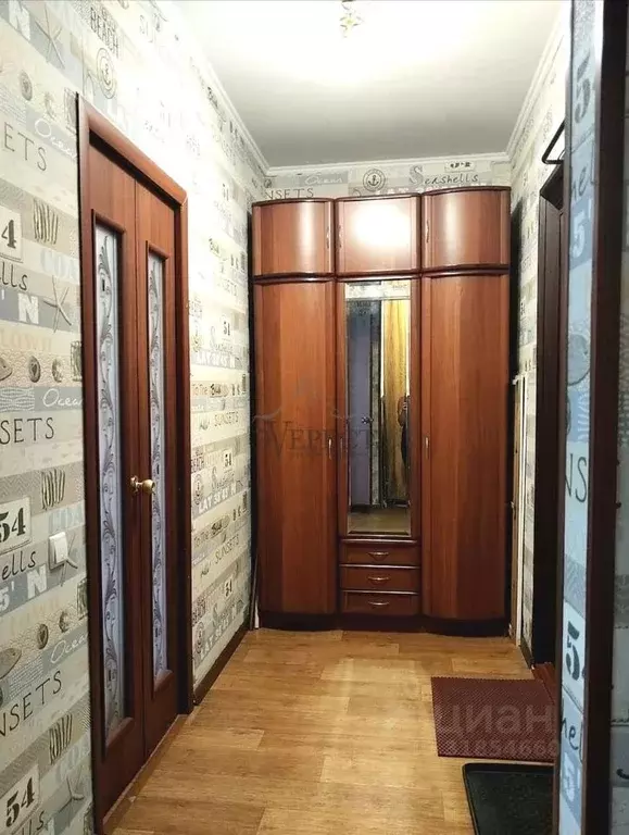 1-к кв. Белгородская область, Старый Оскол Макаренко мкр, 33Б (40.0 м) - Фото 0