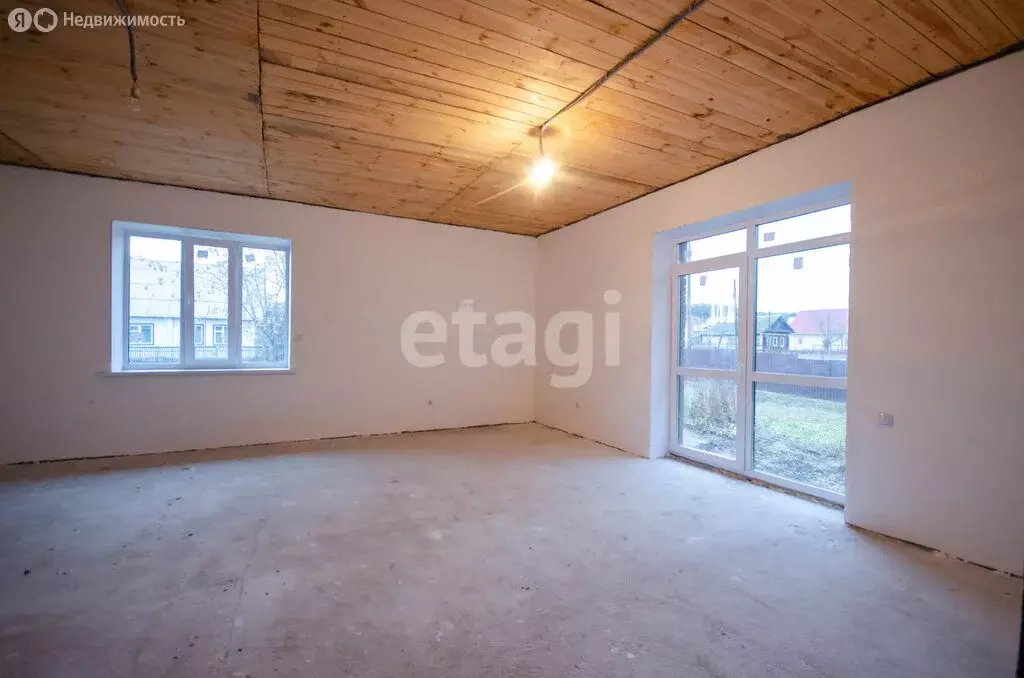 Дом в Заводоуковск, улица Ветеранов Труда (110 м) - Фото 2