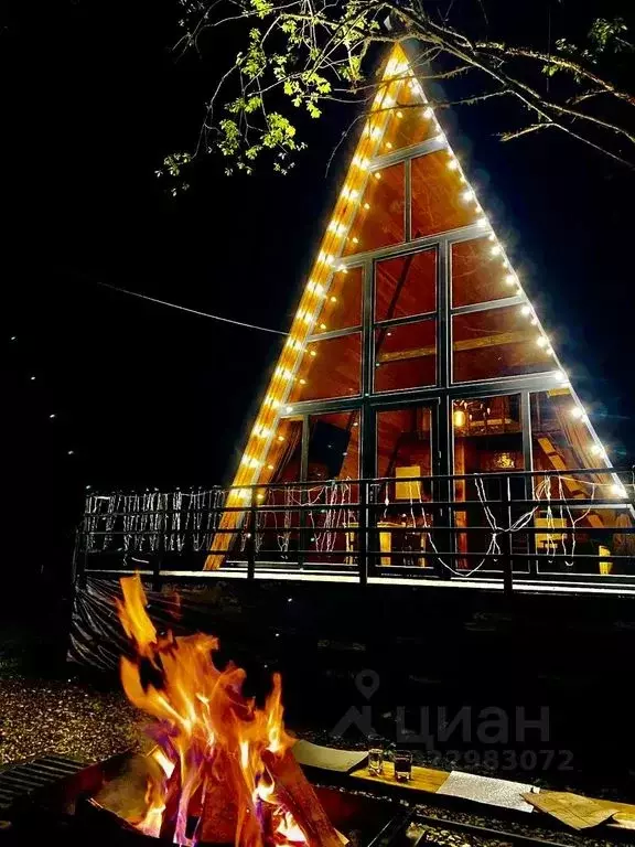 Дом в Карачаево-Черкесия, Зеленчукский район, с. Архыз  (60 м) - Фото 1