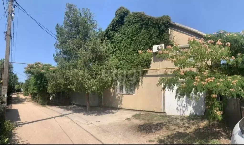 Дом в Краснодарский край, Темрюкский район, Ахтанизовское с/пос, пос. ... - Фото 1