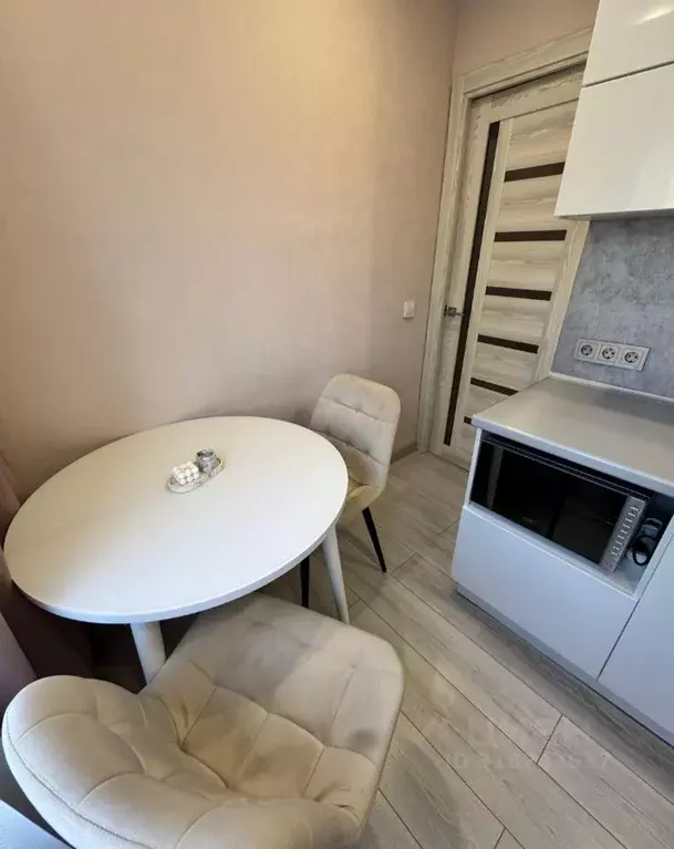 1-к кв. Кемеровская область, Новокузнецк ул. Циолковского, 7 (30.0 м) - Фото 1
