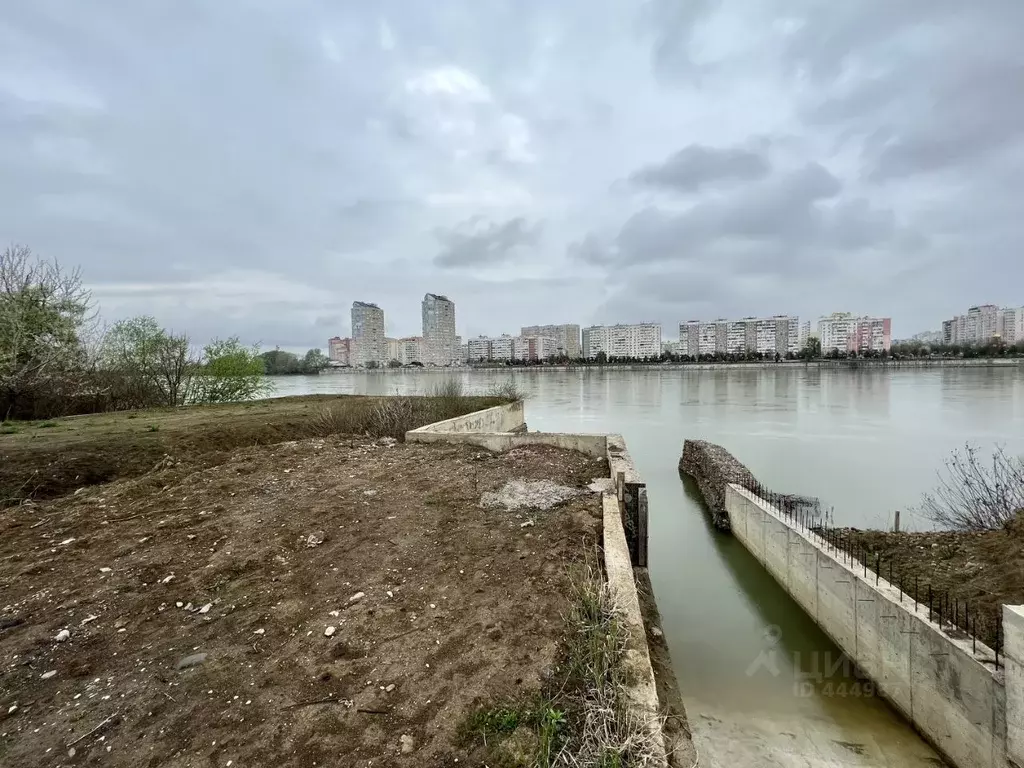 Участок в Краснодарский край, Краснодар Центральный мкр, ул. Береговая ... - Фото 0