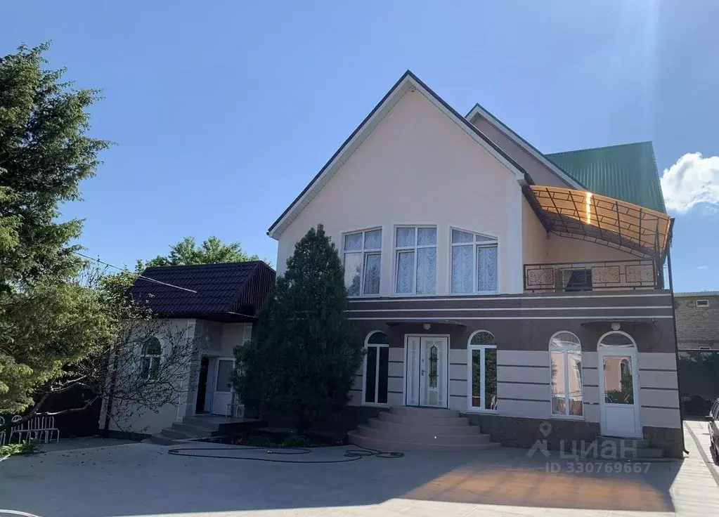 Дом в Краснодарский край, Геленджик городской округ, с. ... - Фото 1