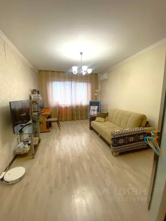 2-к кв. Белгородская область, Старый Оскол Жукова мкр, 24 (51.0 м) - Фото 2