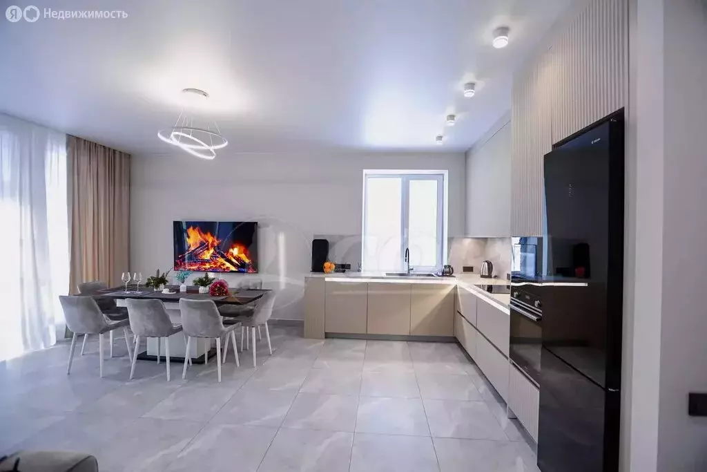 Дом в Тюменский район, деревня Ушакова (100 м) - Фото 1