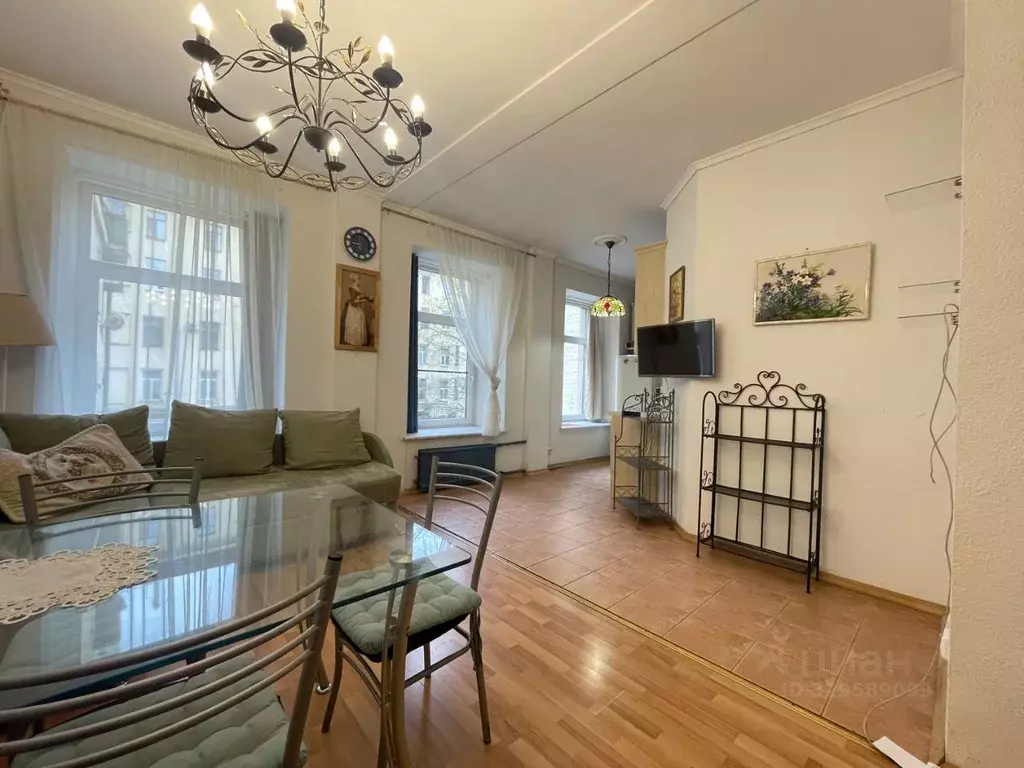 3-к кв. Санкт-Петербург пер. Апраксин, 19-21 (80.0 м) - Фото 1