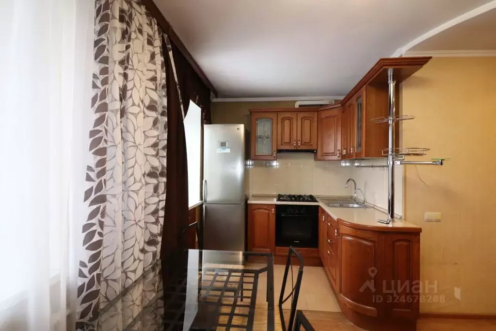 3-к кв. Алтайский край, Барнаул ул. Антона Петрова, 124 (56.0 м) - Фото 2