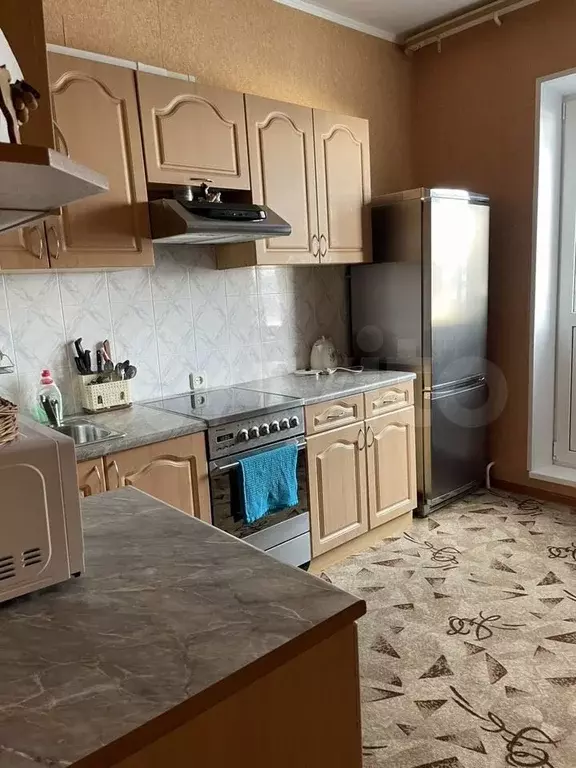 2-к. квартира, 56 м, 4/10 эт. - Фото 0