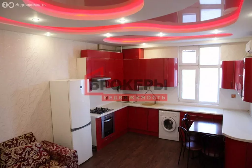 1-комнатная квартира: Севастополь, проспект Победы, 2Б (55 м) - Фото 1