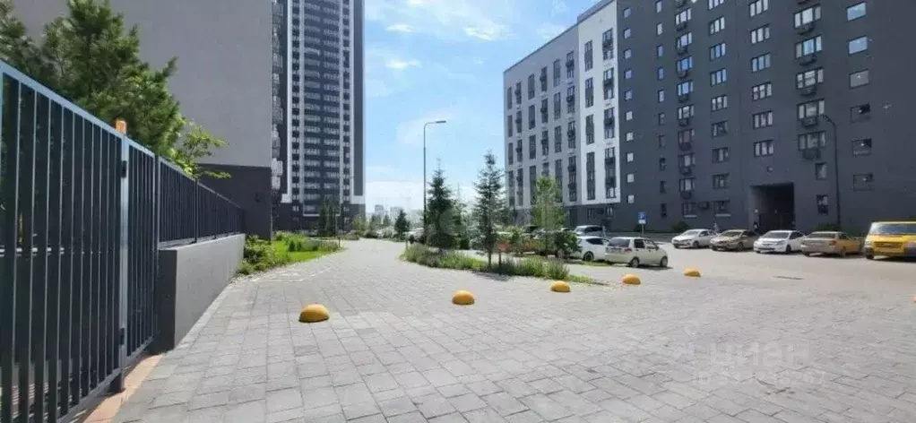 2-к кв. Тюменская область, Тюмень ул. Республики, 204к6 (59.2 м) - Фото 1