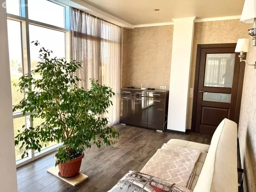 2-комнатная квартира: село Мысхако, Заветная улица, 68А (67.7 м) - Фото 2