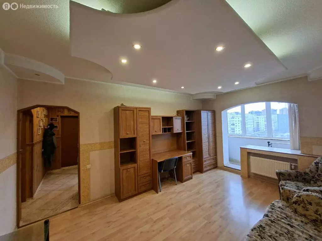 3-комнатная квартира: Калининград, улица Согласия, 21 (68.2 м) - Фото 1