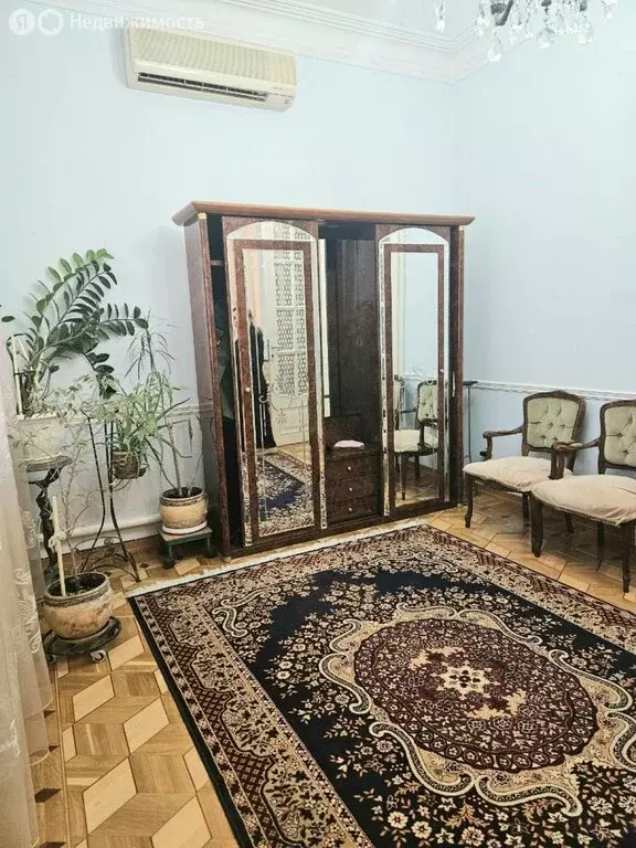 Дом в Махачкала, улица Сурикова, 14 (250 м) - Фото 2