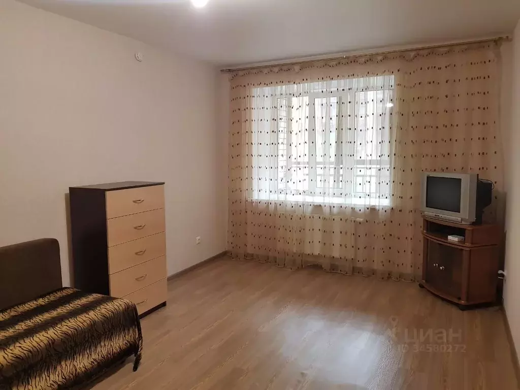 2-к кв. Татарстан, Казань ул. Рауиса Гареева, 98 (52.0 м) - Фото 0