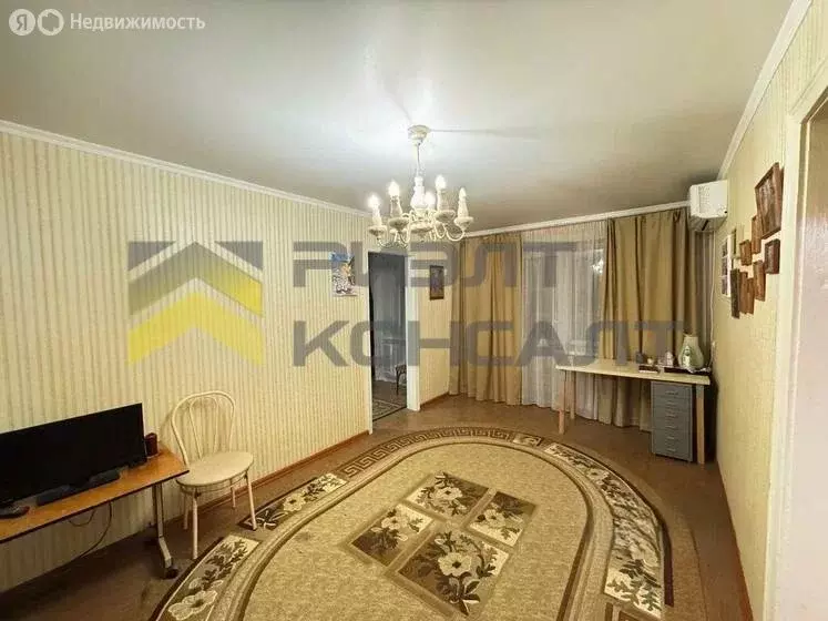 2-комнатная квартира: Омск, Нефтезаводская улица, 24А (43.7 м) - Фото 0