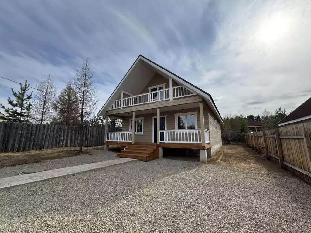 Дом в Иркутская область, Иркутский муниципальный округ, д. Куда пер. ... - Фото 1