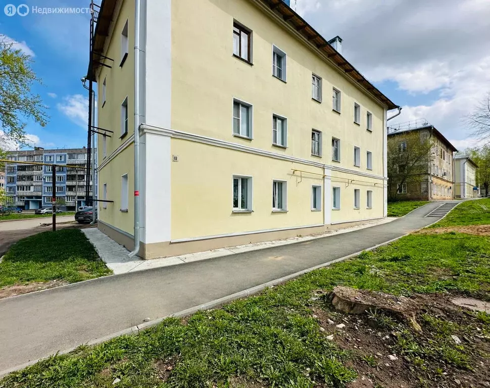 2-комнатная квартира: Киров, Октябрьский район, улица Свердлова, 18 ... - Фото 0
