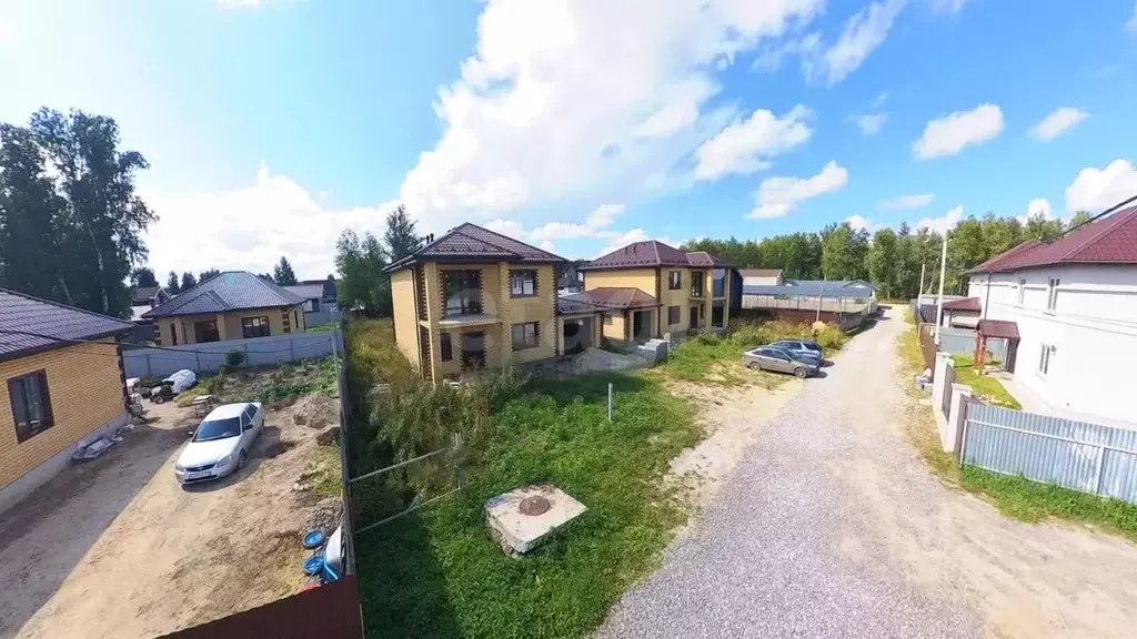 Дом в Тюменская область, Тюмень Медик СНТ, ул. Брусничная (140 м) - Фото 1